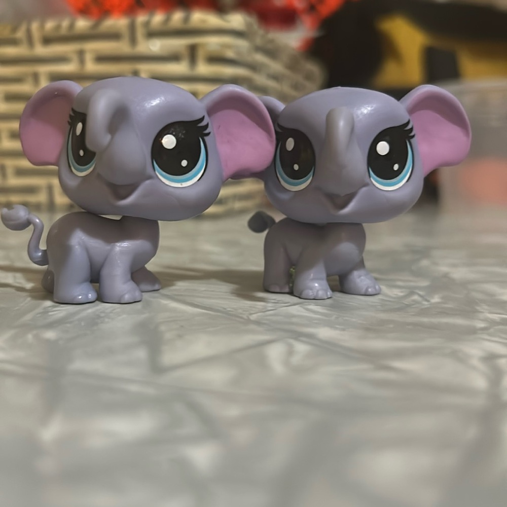 Littlest Pet Shop Elephant (greyish purple) x2